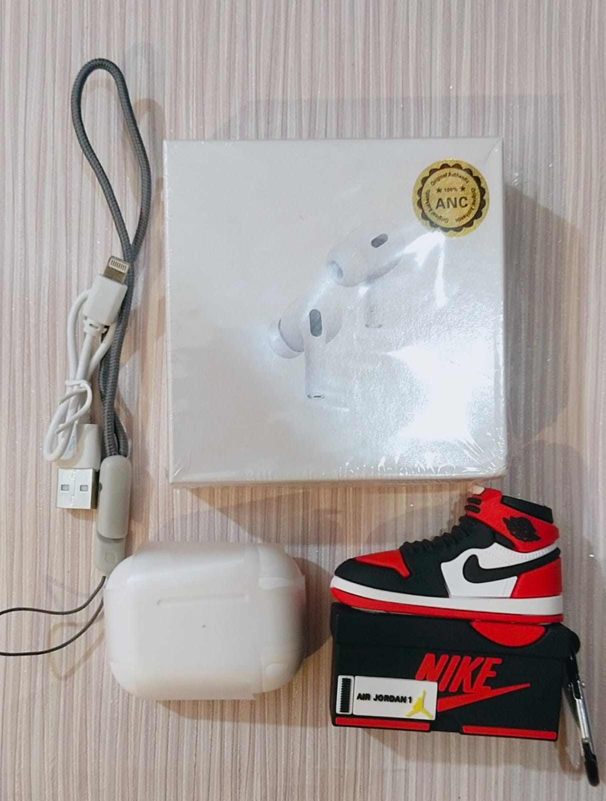 Fancy pouch with air-pods pro